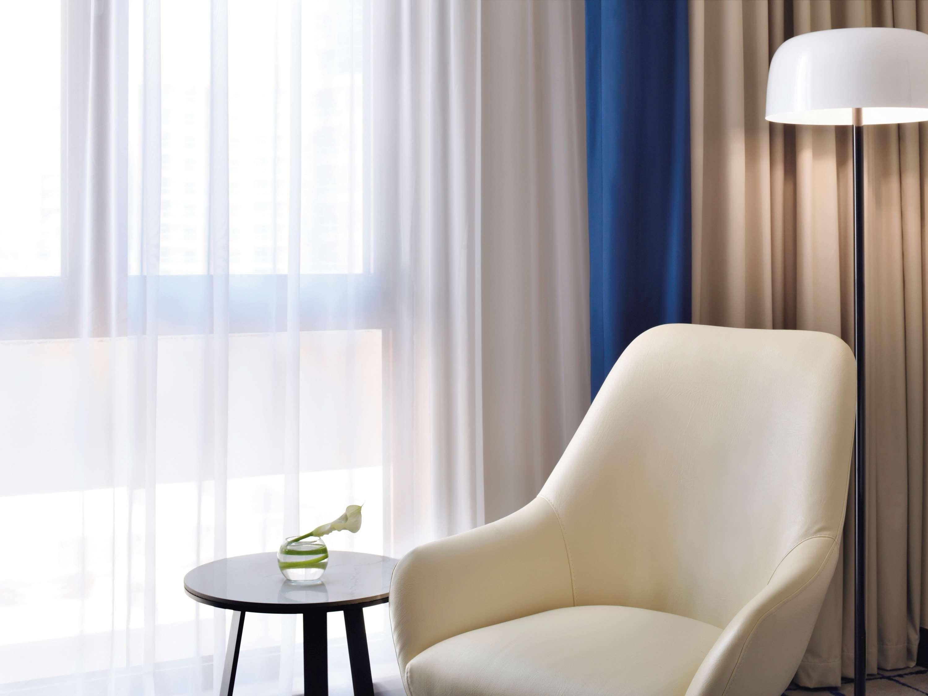 Mövenpick Hotel&apartments Bur Hotel Dubai