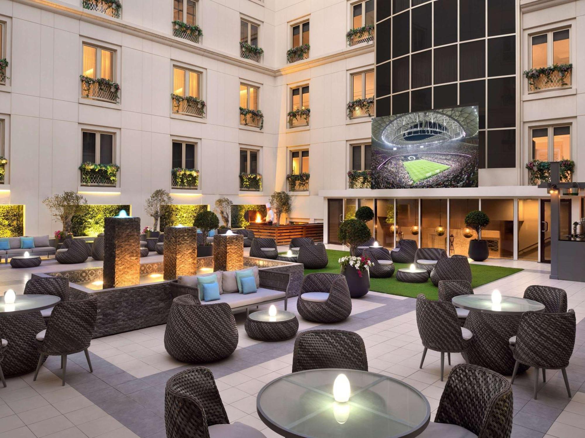 Moevenpick & Bur 5* Дубай