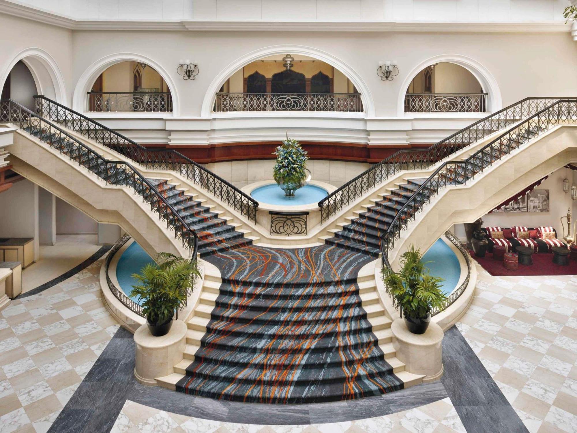 Mövenpick Hotel&apartments Bur Hotel Dubai